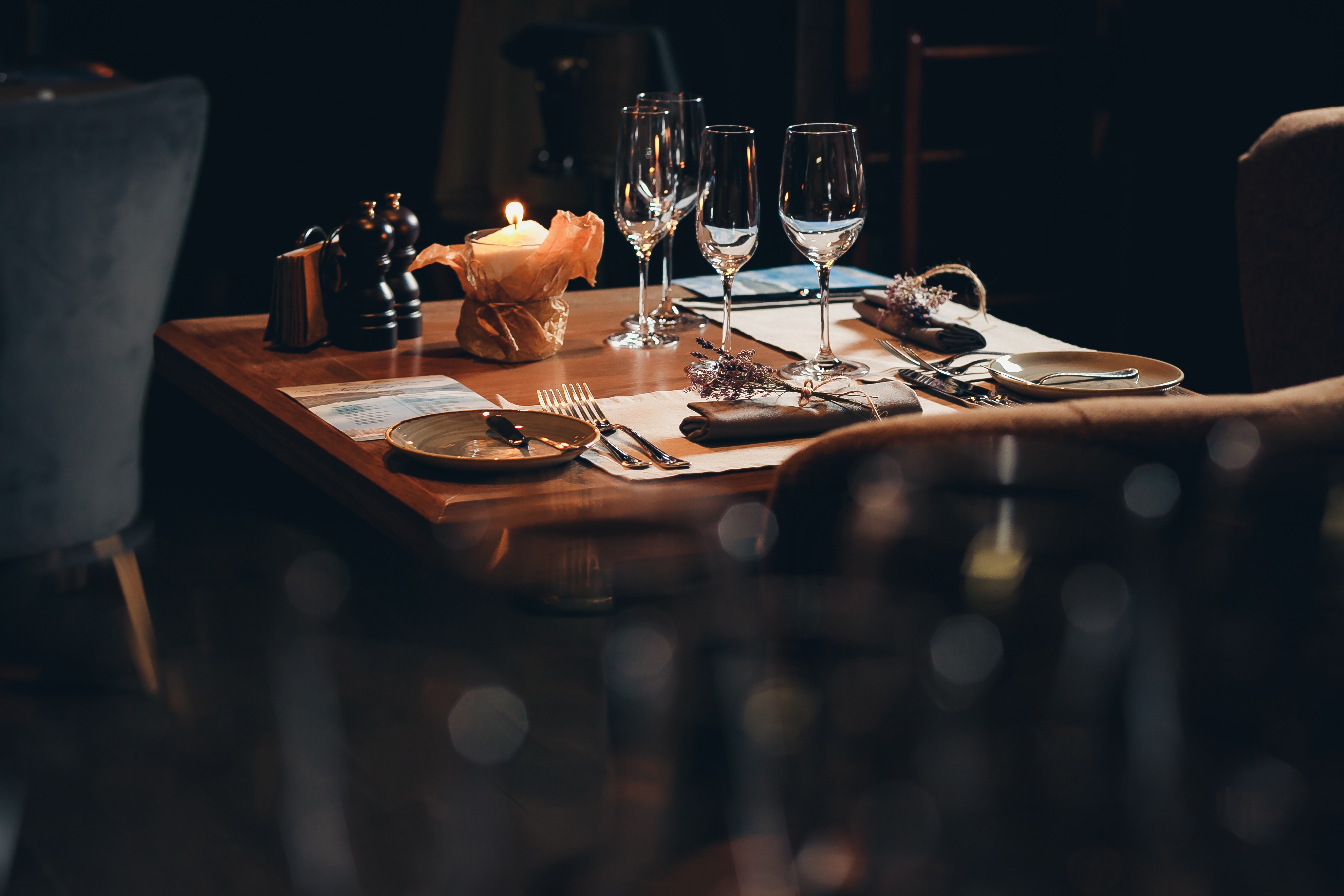 Luxury dining table